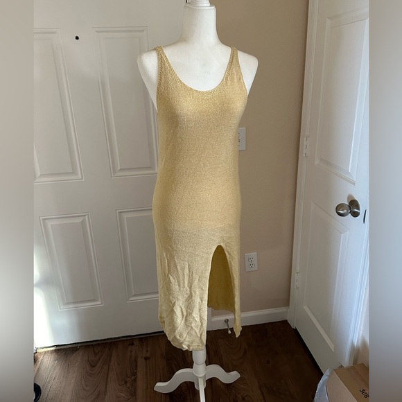 Crochet Knit Tan Dress with slit One Size - Picture 3 of 10